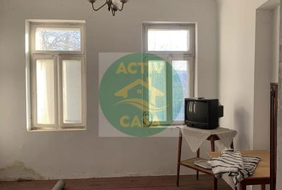 Apartament cu 4 camere în Central - 2