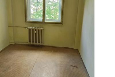 Apartament cu 3 camere decomandat în Tineretului - 1