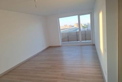 Apartament cu 2 camere decomandat în Astra