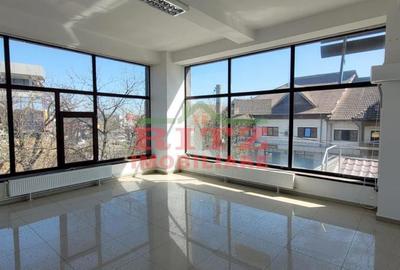 Spatiu comercial de inchiriat S-250-400 mp,zona centrala - 5