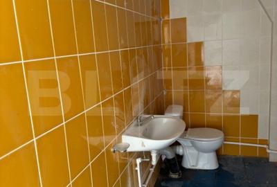 Spațiu comercial, de 575 mp, în Podari - 2