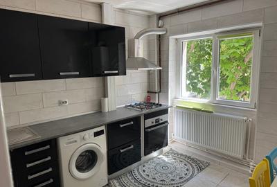 Apartament cu 2 camere decomandat în Rahova
