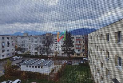 Camera | Garsoniera 12 mp | Tractorul | Etaj 4 - 6