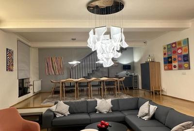 Casă individuală cu 8 camere în Pipera