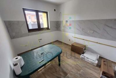 Casă cu 2 camere cu Teren 914 Mp în Ciarda Roșie - 3