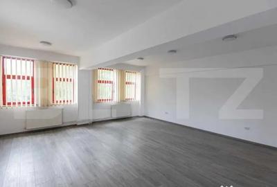 Spațiu comercial, de 132 mp, în Bariera Vâlcii - 3