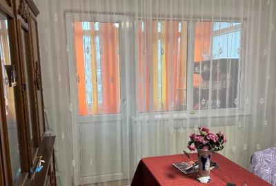 Vand apartament cu 3 camere - 2