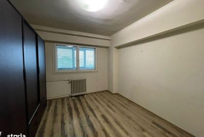 Apartament cu 3 camere decomandat în Colentina