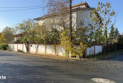 Casă cu 4 camere în Central - 2