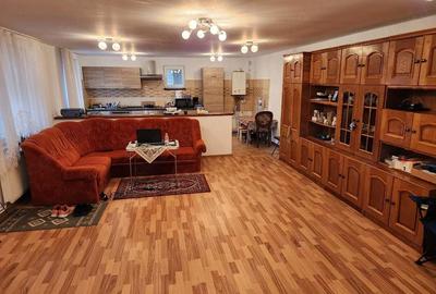 Casă cu Teren 1490 Mp în Central - 8