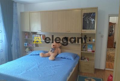 3 semidecomandate, bloc 2014, mobilat, 1 Mai-Stadion - 4