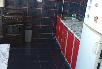 Apartament cu 2 camere decomandat în UTA - 7