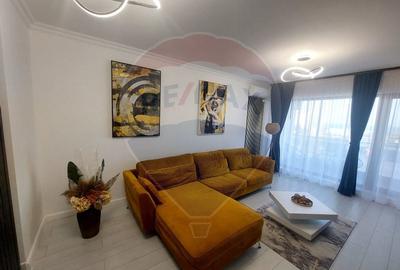 Apartament cu 2 camere decomandat, mobilat în Central
