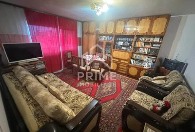 Apartament 3 camere, 67 mp, zona Dallas - 1