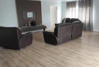 Spațiu comercial, de 450 mp, în Central - 6