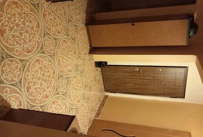 Apartament cu 4 camere decomandat în Central - 2