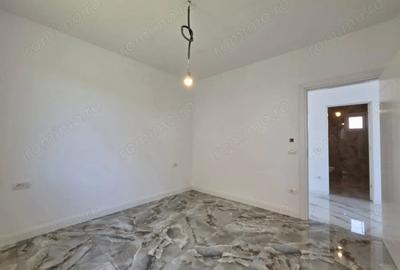 Casă cu 4 camere cu Teren 609 Mp în Central - 14