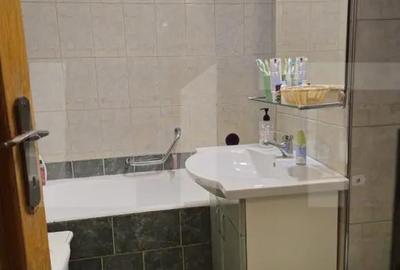 Apartament cu 3 camere decomandat în Complex Studențesc - 10