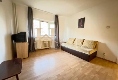 Garsonieră decomandată, mobilată în Șagului