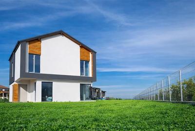 Casă individuală cu 4 camere cu Canalizare în Exterior Est - 1