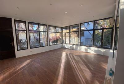 Casă individuală cu 2 camere cu Canalizare în Cotroceni - 2