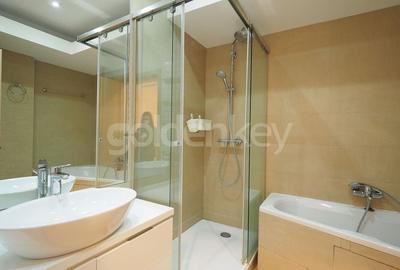 Apartament nemobilat 4 camere, 2 garaje, finisaje moderne - 16