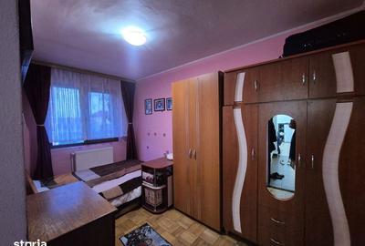 Apartament cu 3 camere semidecomandat în Central - 3