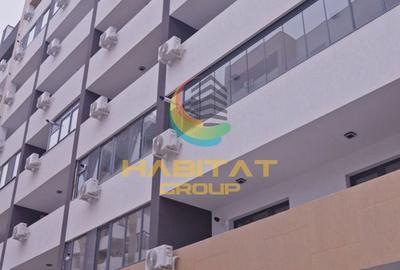 Apartament cu 3 camere în Central - 2