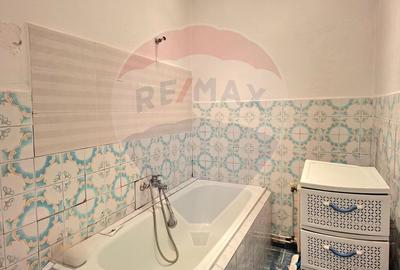 Apartament cu 3 camere semidecomandat în Central - 17