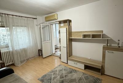 Mihai Bravu, Baba Novac, garsoniera - 7