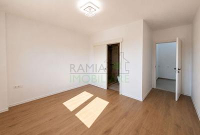 Apartament cu 3 camere decomandat în Tractorul - 2