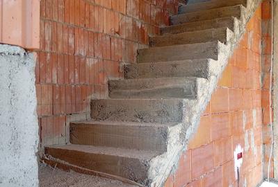 Casă cu 4 camere cu Teren 250 Mp în Chișoda - 19