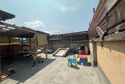 Casă individuală cu 4 camere cu Canalizare în Gara de Nord - 9