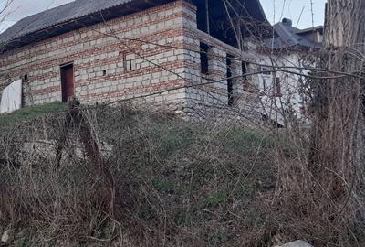 Casă cu 5 camere în Corbșori - 8