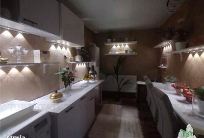 Casă cu 4 camere în Meri - 1