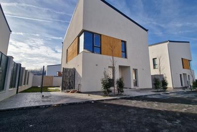 Casă individuală cu 6 camere în Exterior Nord