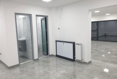 Spațiu comercial, de 80 mp, în Traian - 2