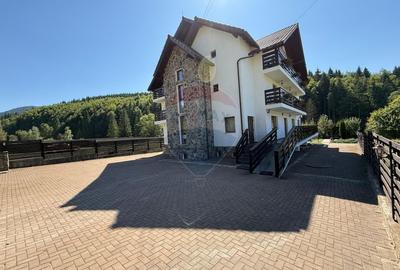 Pensiune cu 14 camere de vânzare Bucovina lângă pârtia Pojorata Malini - 5