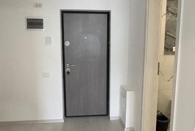 Garsonieră decomandată, mobilată în Sud - 7