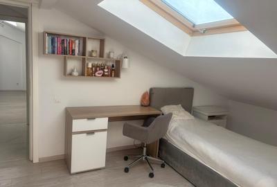 Apartament 3 camere Laminorului decomandat 85 mp, etaj 3 ,metrou 4 min - 3