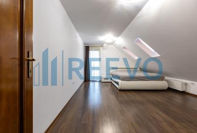 Penthouse cu 5 camere decomandat, mobilat în Calea Moldovei - 49