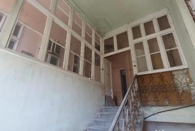 Apartament cu 5 camere semidecomandat în Central - 6