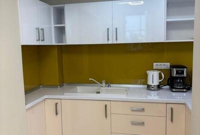 Apartament de inchiriat cu 3 camere în Aviatiei- 100 mp utili - 4