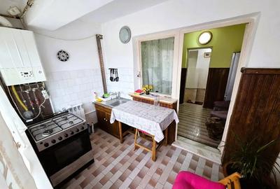 Apartament cu 2 camere decomandat în E3 - 4