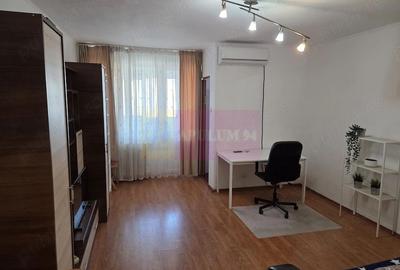 Garsonieră semidecomandată, mobilată în Dristor