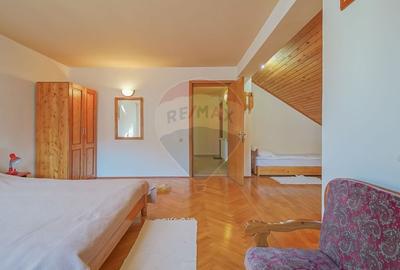 Casă cu 14 camere cu Teren 596 Mp în Poiana Brașov - 32