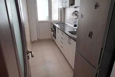 Apartament cu 3 camere decomandat, mobilat în Podu Roș - 8