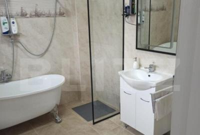 Doua Case + 2 Spa?ii Comerciale, 440 mp Utili pe Str. - 5