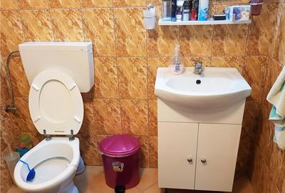 Casă cu 6 camere cu Teren 2000 Mp în Bătrâni - 5