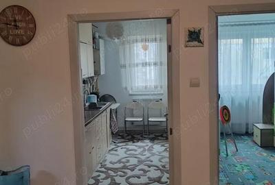 Apartament cu 3 camere decomandat în Central - 9